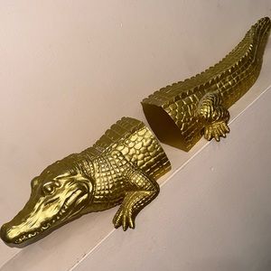 Z Gallerie * Gold alligator book ends